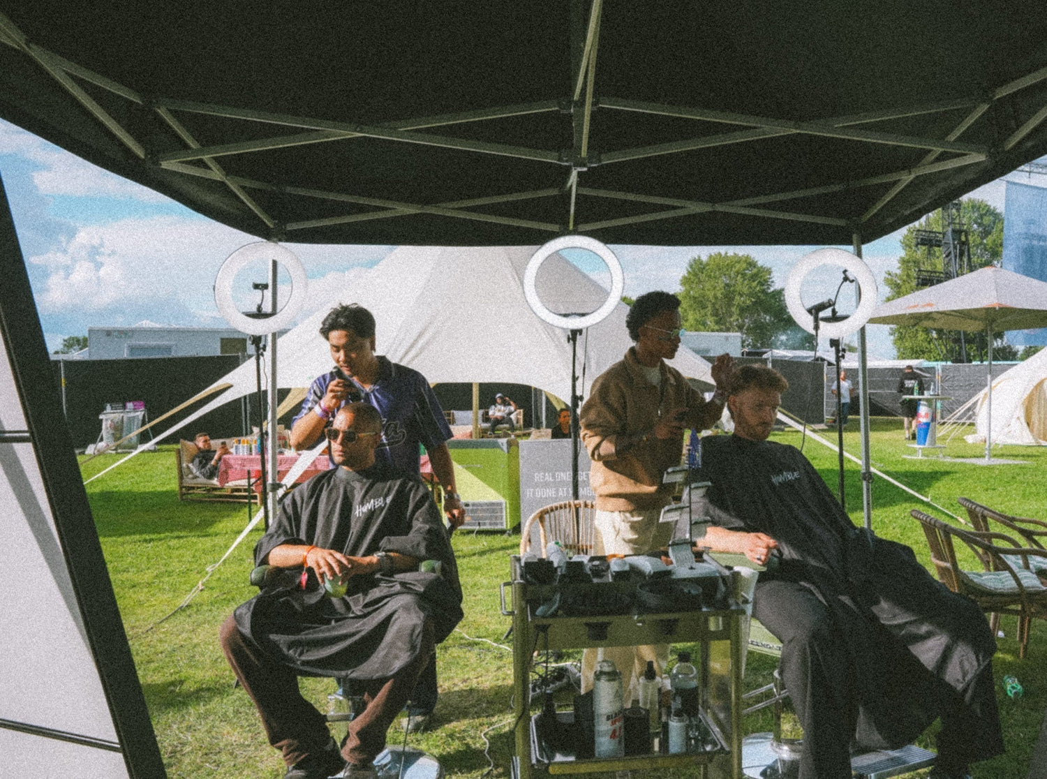 Humble Barbers pitää kesän artistit terävinä
