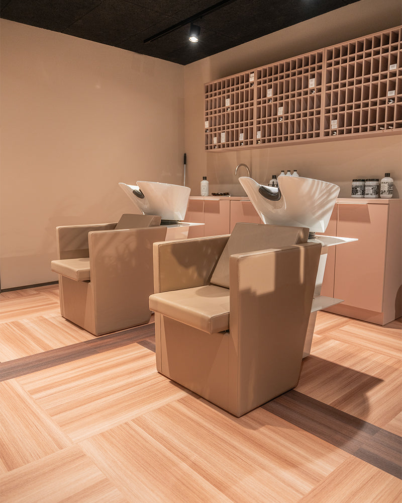 Compact - Brown washing unit - white basin