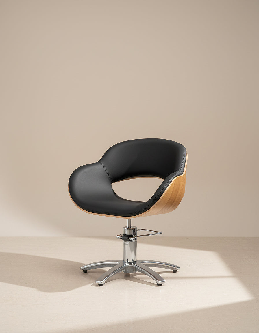 Thea Wood - Musta kampaajantuoli puuta kromatulla tähtijalustalla