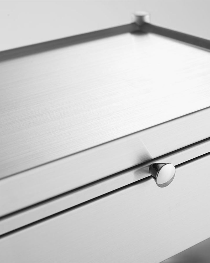 D-Galley - Alumiininen tarvikevaunu - Laatikolla